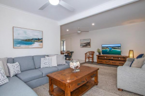 Evans Beach House - 24 Cedar Street